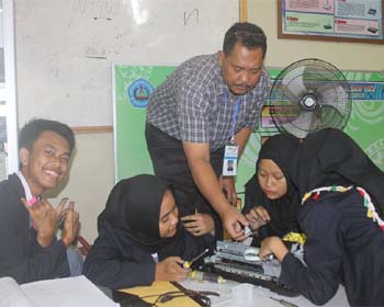 752655kelas industri TKJ.jpg